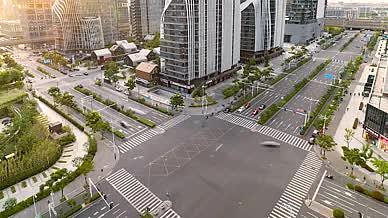 城市十字路口车流延时视频的预览图